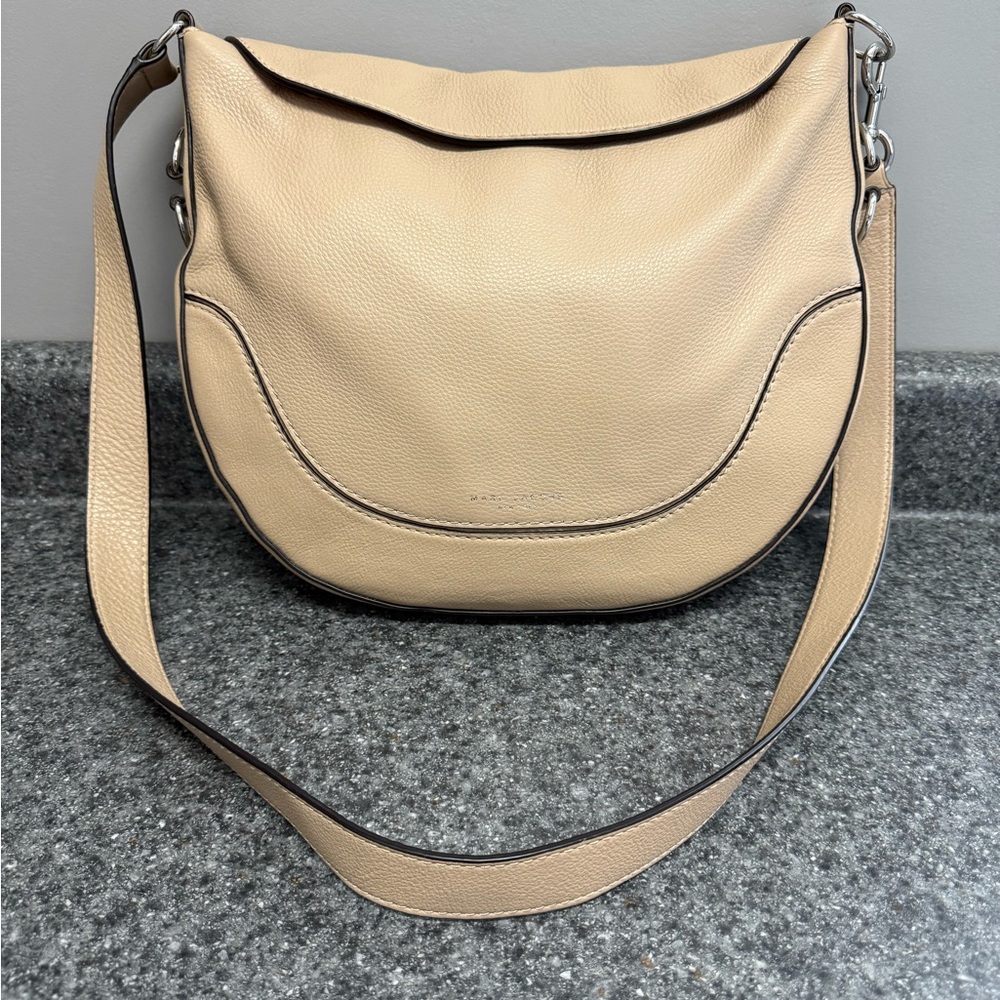 Marc Jacobs The Drifter Tan Pebble Leather Crossbody Shoulder Bag Purse M0012132